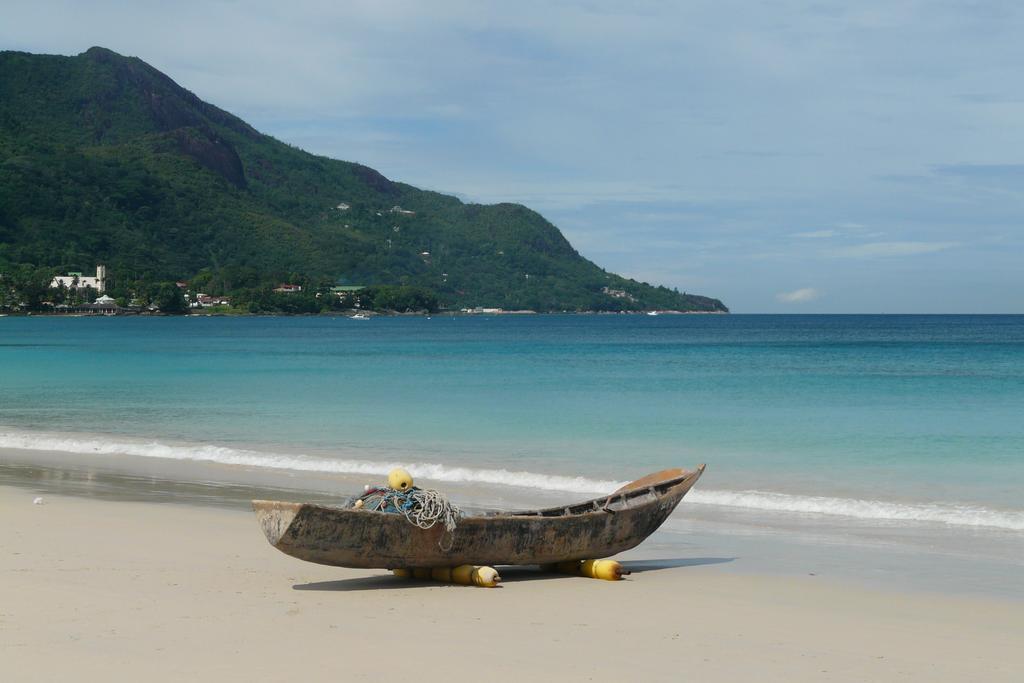 Clef Des Iles Hotel Beau Vallon  Exterior photo