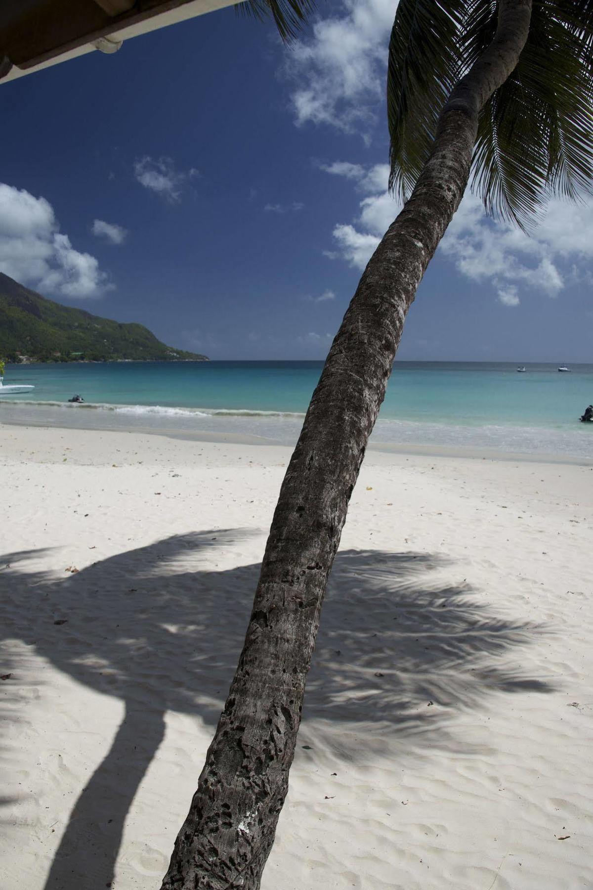 Clef Des Iles Hotel Beau Vallon  Exterior photo